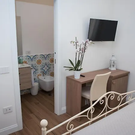 Bed and Breakfast La Piazzetta